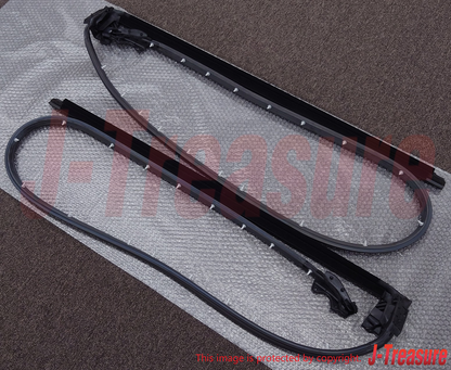 NISSAN GT-R R35 2009-2021 Genuine Front Door Weatherstrip RH & LH Set OEM
