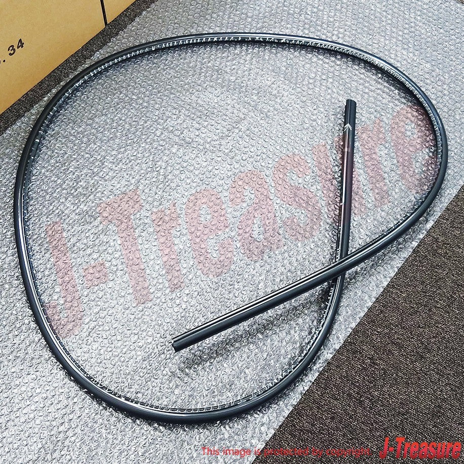 NISSAN SKYLINE GT-R BNR34 Genuine Windshield Upper Center Molding 72752-AA110