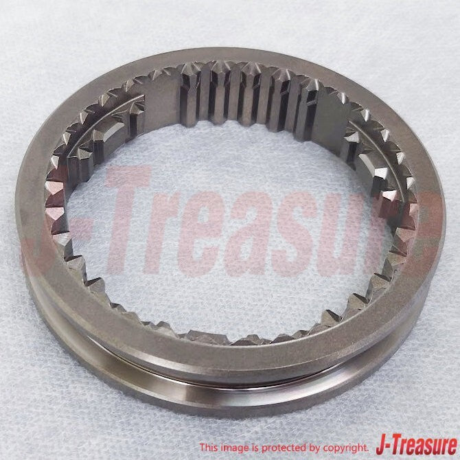 TOYOTA RAV4 AWD ACA23 2005 Genuine 5Th Gear 40Teeth & Sleeve & Bearing Set OEM
