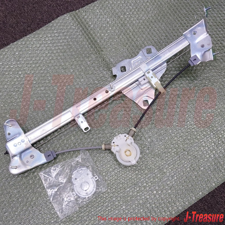 TOYOTA MARK2 JZX90 94-96 Genuine F/Door Window Regulator LH 69802-22151 OEM