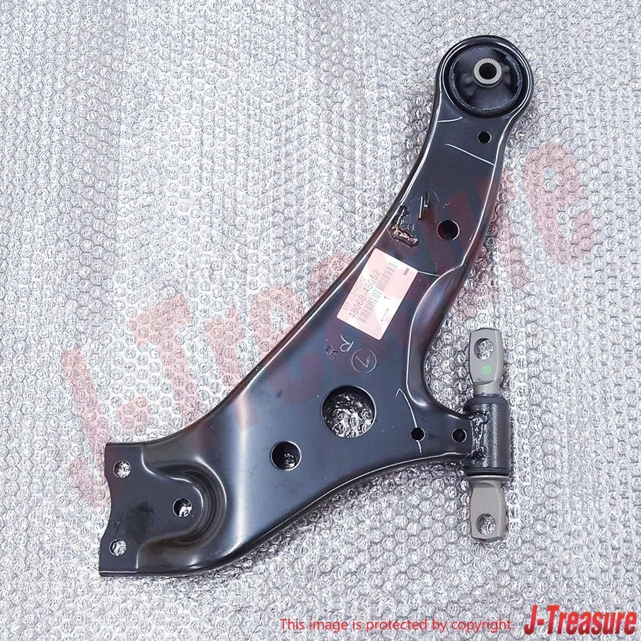 LEXUS RX350 GYL15 10-13 Genuine Front Suspension Lower Arm RH 48068-48052 OEM