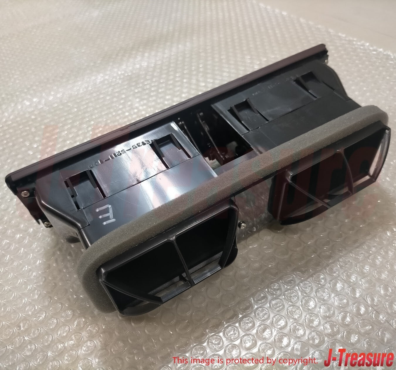 NISSAN PATHFINDER WD21 87-92 Genuine Center Vent Grille Red 68750-23G02 OEM