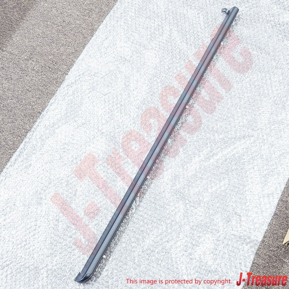 TOYOTA LAND CRUISER UZJ100 '98-07 Genuine Quarter Belt Moulding RH & LH Set OEM