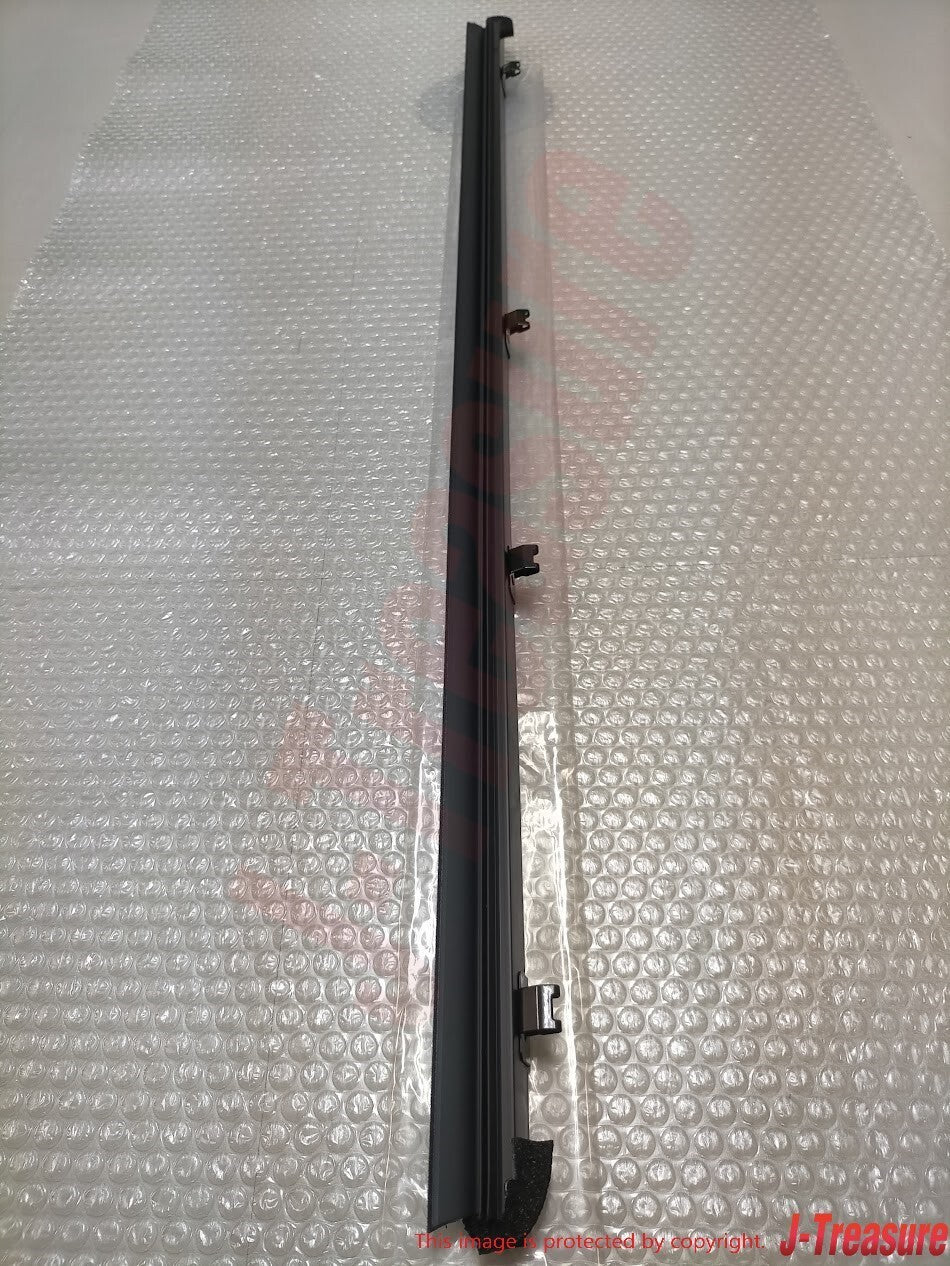 TOYOTA 4RUNNER 10-22 Genuine Front Door Glass Inner Weatherstrip LH 68172-60080