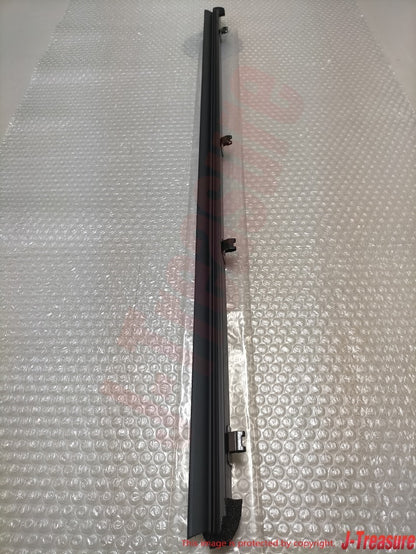 TOYOTA 4RUNNER 10-22 Genuine Front Door Glass Inner Weatherstrip LH 68172-60080