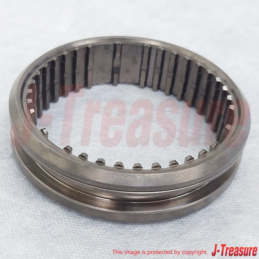 TOYOTA LEVIN TRUENO AE86 Genuine T50 5F Transmission Hub Sleeve 1-2 Speed OEM