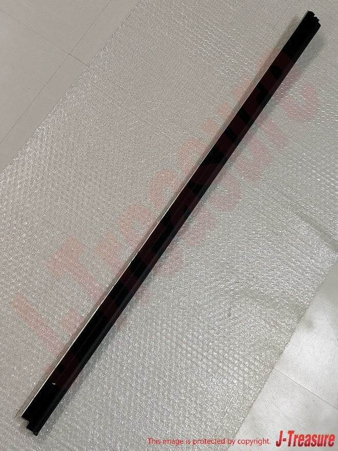NISSAN SKYLINE R32 GT-R BNR32 Genuine Door Inner Moulding Weatherstrip Set OEM