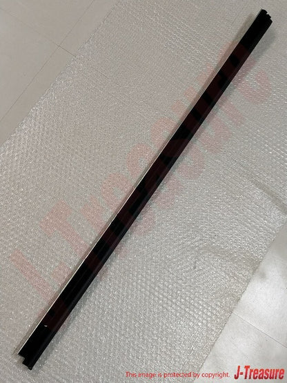 NISSAN SKYLINE R32 GT-R BNR32 Genuine Door Inner Moulding Weatherstrip Set OEM
