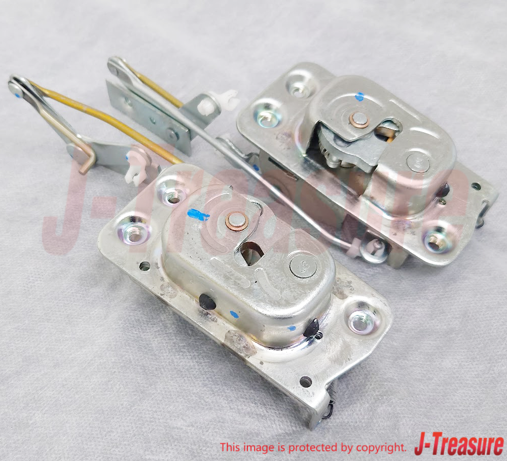 TOYOTA LAND CRUISER BJ40 FJ40 FJ45 HJ47 Genuine Front Door Lock Latch Set OEM