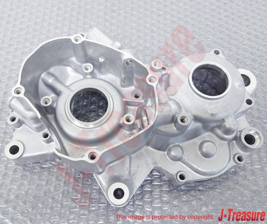 YAMAHA YZ125 2018-2022 Genuine Crankcase 1 1C3-15111-02-00 OEM
