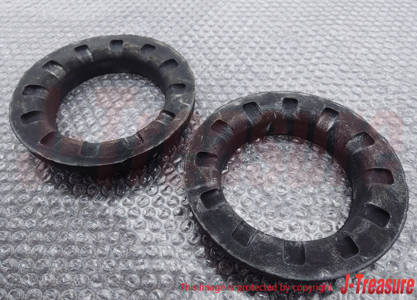 TOYOTA SIENNA GSL2# 04-20 Genuine Rear Coil Spring Upper Insulator RH & LH Set