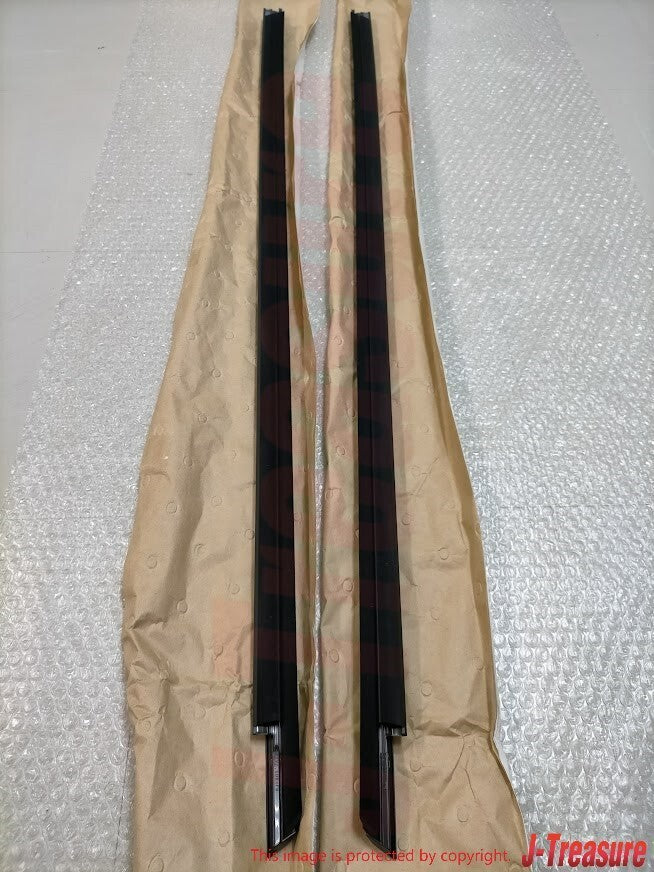 NISSAN GT-R GTR R35 Genuine Front Door Outside Molding Assembly RH & LH Set OEM