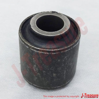 TOYOTA LAND CRUISER KZJ7# '94-95 Genuine Rear Lateral Control Rod Bush x2 Set