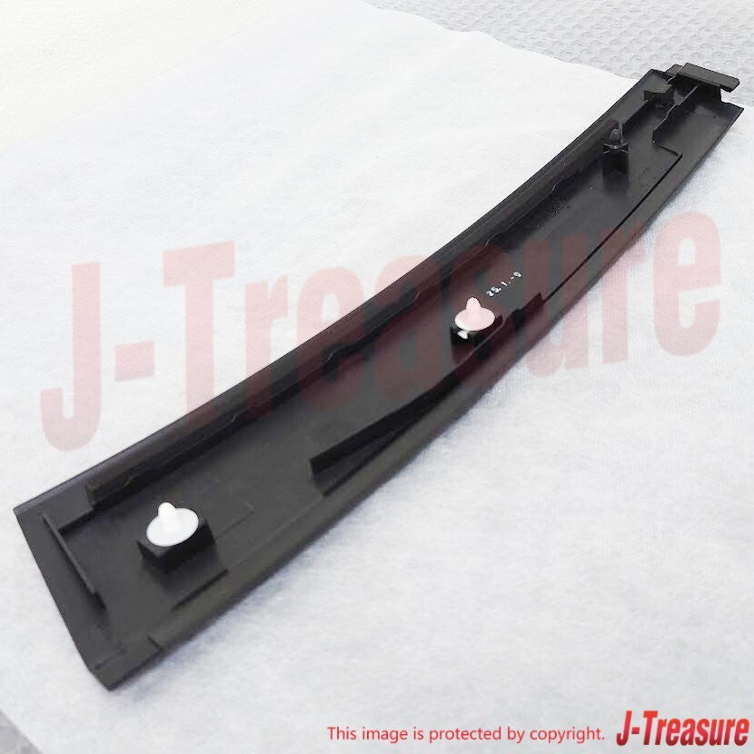 NISSAN SKYLINE GT-R BNR34 98-02 Genuine Lock Pillar Finisher RH 76890-AA100 OEM