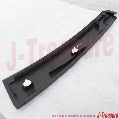NISSAN SKYLINE GT-R BNR34 98-02 Genuine Lock Pillar Finisher RH 76890-AA100 OEM