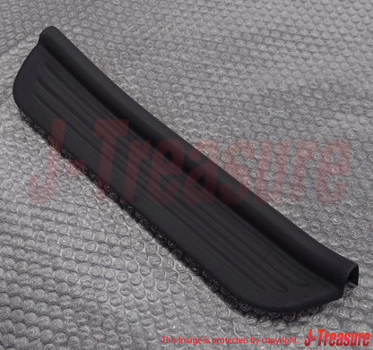 MITSUBISHI LANCER Evo 4 5 6 CN / CP9A Genuine Rear Scuff Plate RH MR748405 OEM