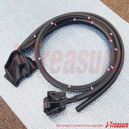 SUBARU FORESTER SG5 2003-2008 Genuine Front Door Weather Strip RH 63511SA000 OEM