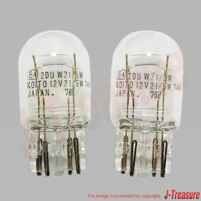 TOYOTA HIGHLANDER GSU40 01-16 Genuine Tail & Stop Lamp Bulb 90981-13044 x2 Set