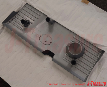 LEXUS CT200h ZWA10 11-17 Genuine Cylinder Head Cover No.2 11212-37080 OEM