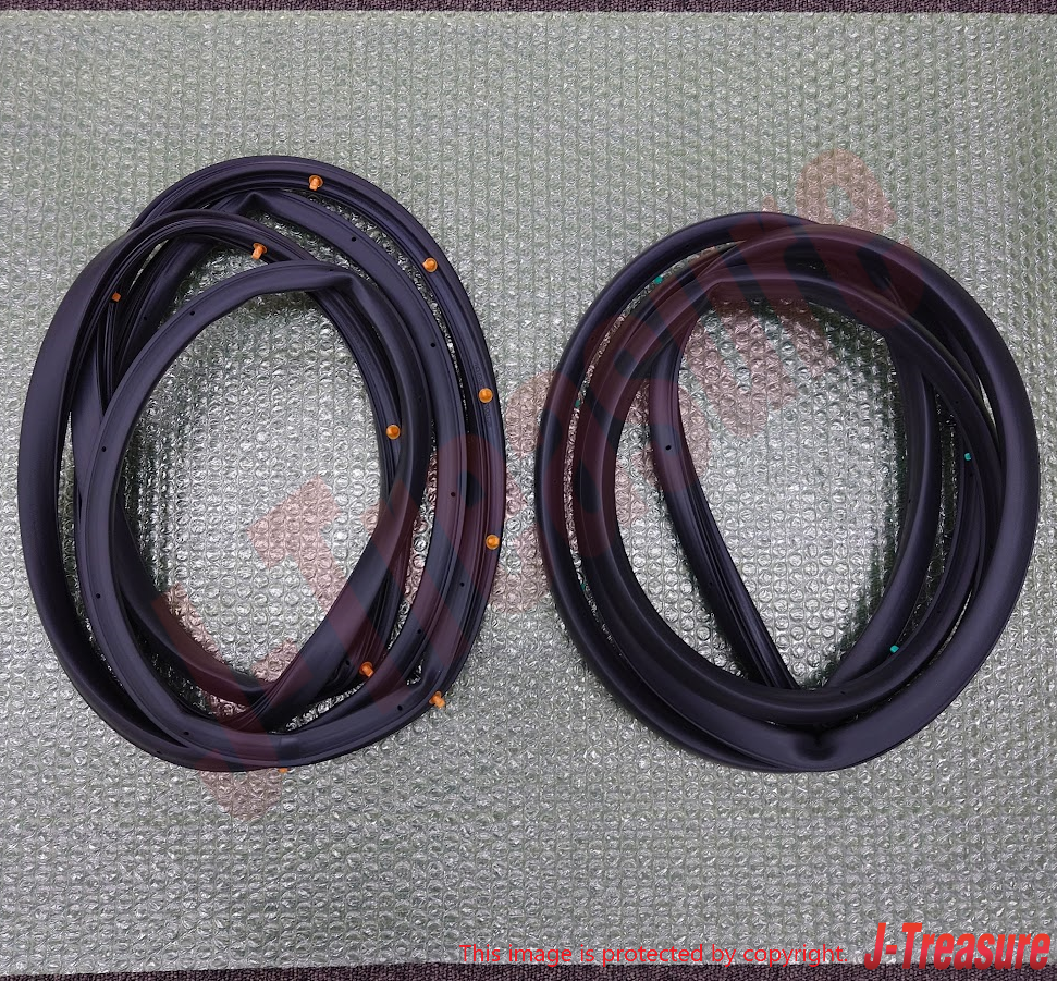 MAZDA RX-7 FD3S Genuine Front Side Door Weatherstrip Seal Right & Left Set OEM