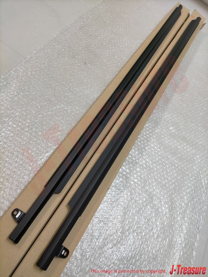 NISSAN 350Z Z33 Convertible Roadster Genuine Door Molding RH & LH Set OEM