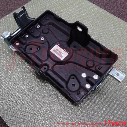 MITSUBISHI MONTERO PAJERO V6#W V7#W 01-06 Genuine Battery Tray MR440935 OEM