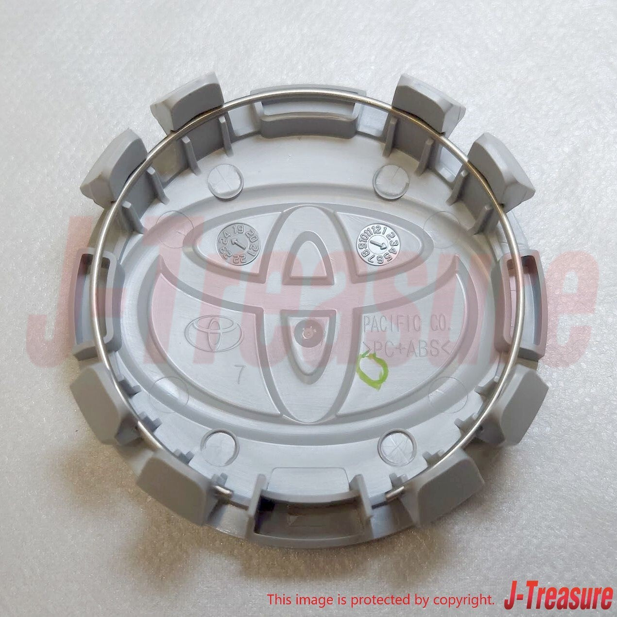 TOYOTA RAV4 AXAA52 19-22 Genuine Wheel Hub Ornament Sub-Assy (62mm) 42603-42130