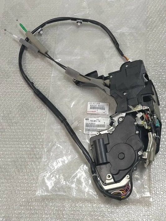 TOYOTA CELSIOR UCF3# Genuine Door Lock Actuator With Motor RH 69030-50220 OEM