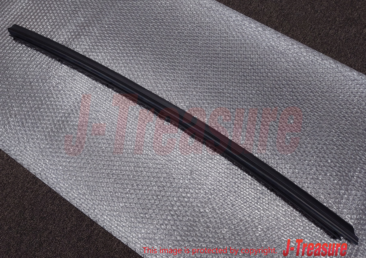 NISSAN GT-R R35 2009-2023 Genuine Front Door Parting Seal Right 80838-JF00A OEM