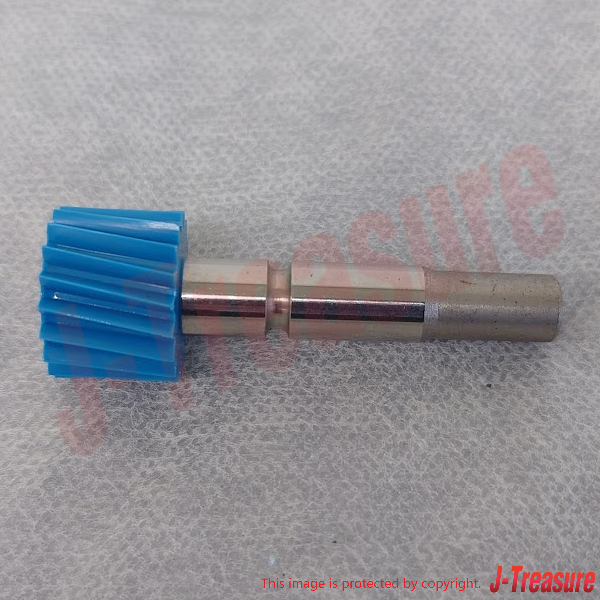 NISSAN VANETTE C120 78-80 82-87 Genuine Speedometer Pinion
