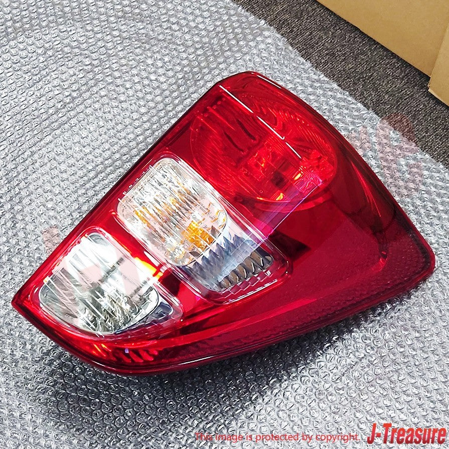 DAIHATSU TERIOS J200 J210 '06-08 Genuine Rear Combination Lamp RH 81550-B4010