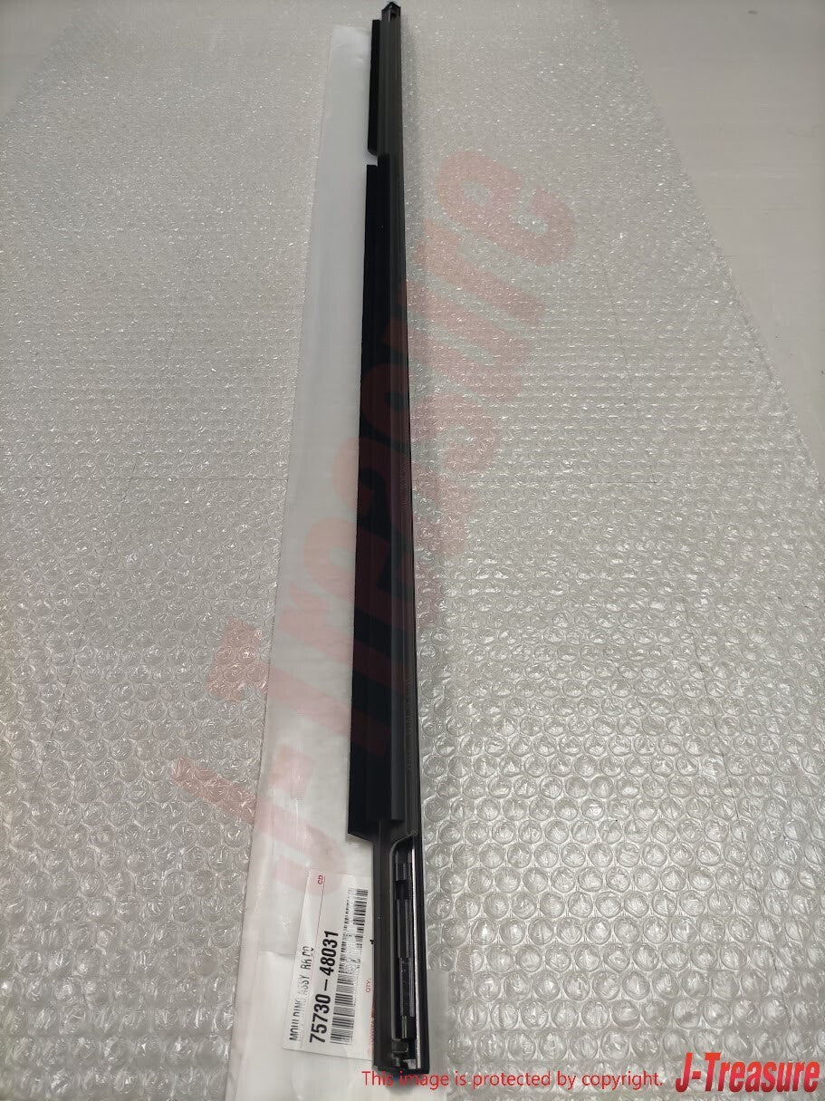 LEXUS RX330 RX350 RX400h Genuine Rear Door Belt Moulding RH & LH Set OEM