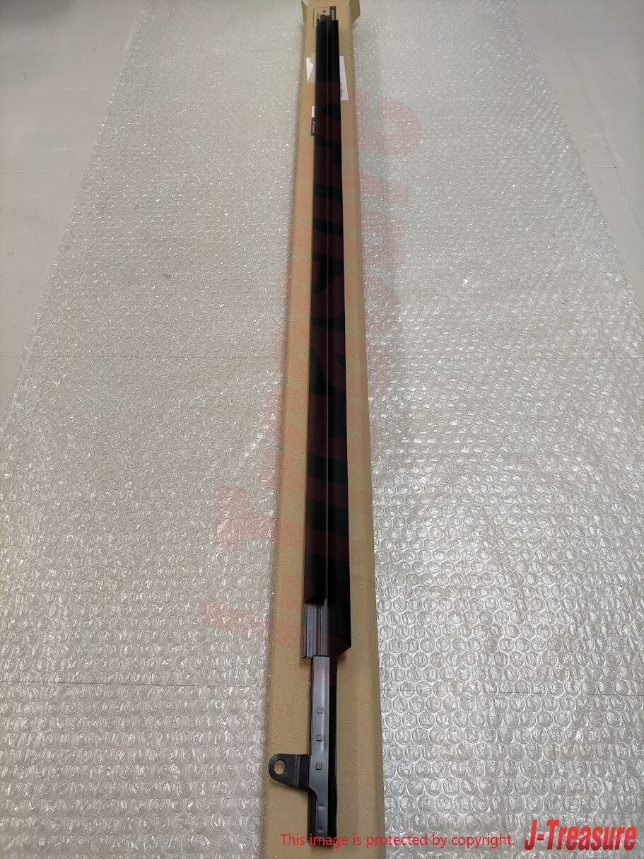 NISSAN 350Z Z33 Convertible Roadster Genuine Door Molding RH & LH Set OEM