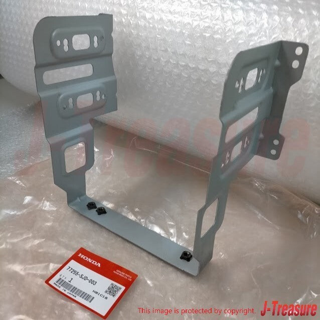 HONDA EDIX FR-V BE1 Instrument Center Panel Dash Cover and Audio / Video Bracket