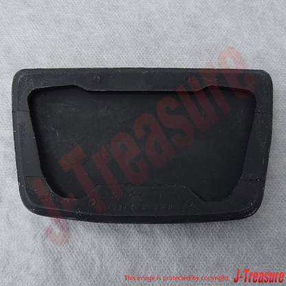 TOYOTA LEXUS LS460 LS460L LS600h LS600hL Genuine Accelerator Brake Pedal Set OEM