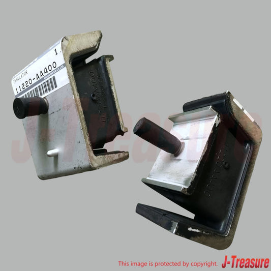 NISSAN SKYLINE R34 GT-R Genuine Engine Mounting F/Insulator 11220-AA400 x2 Set
