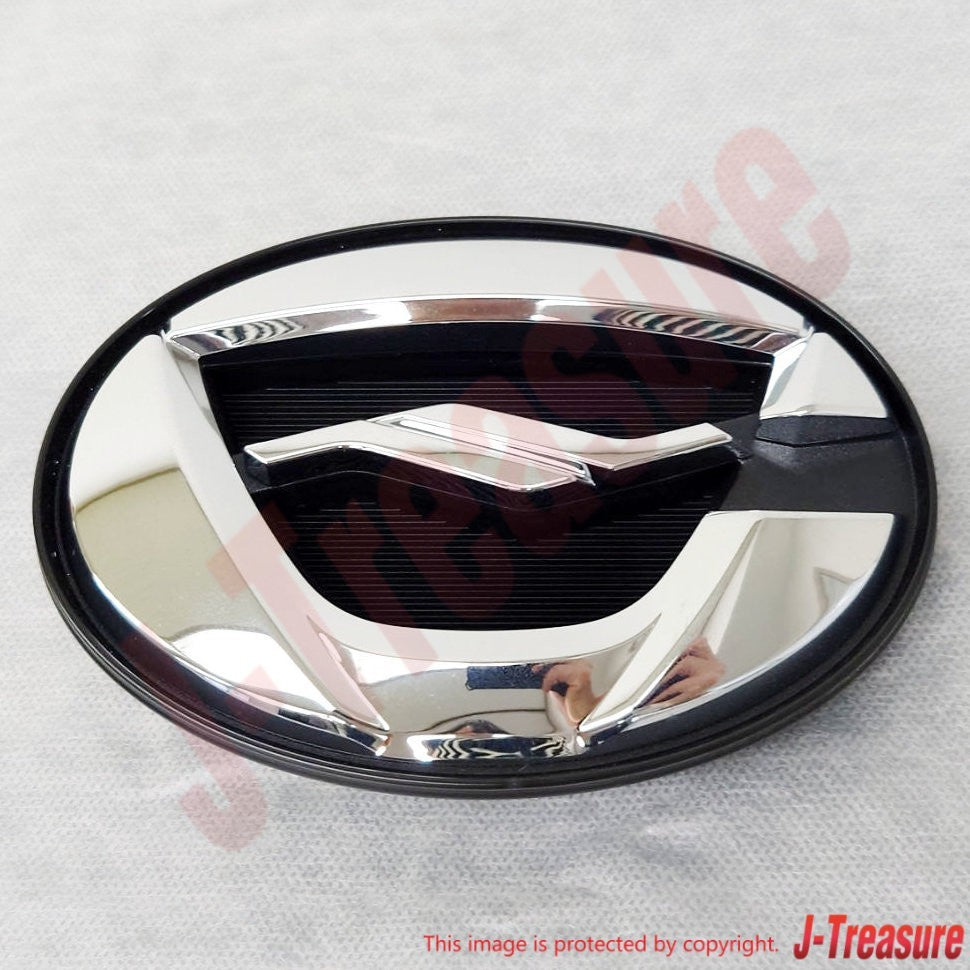 TOYOTA COROLLA RUMION NZE151 Genuine Front Radiator Grille Emblem 75311-12A90