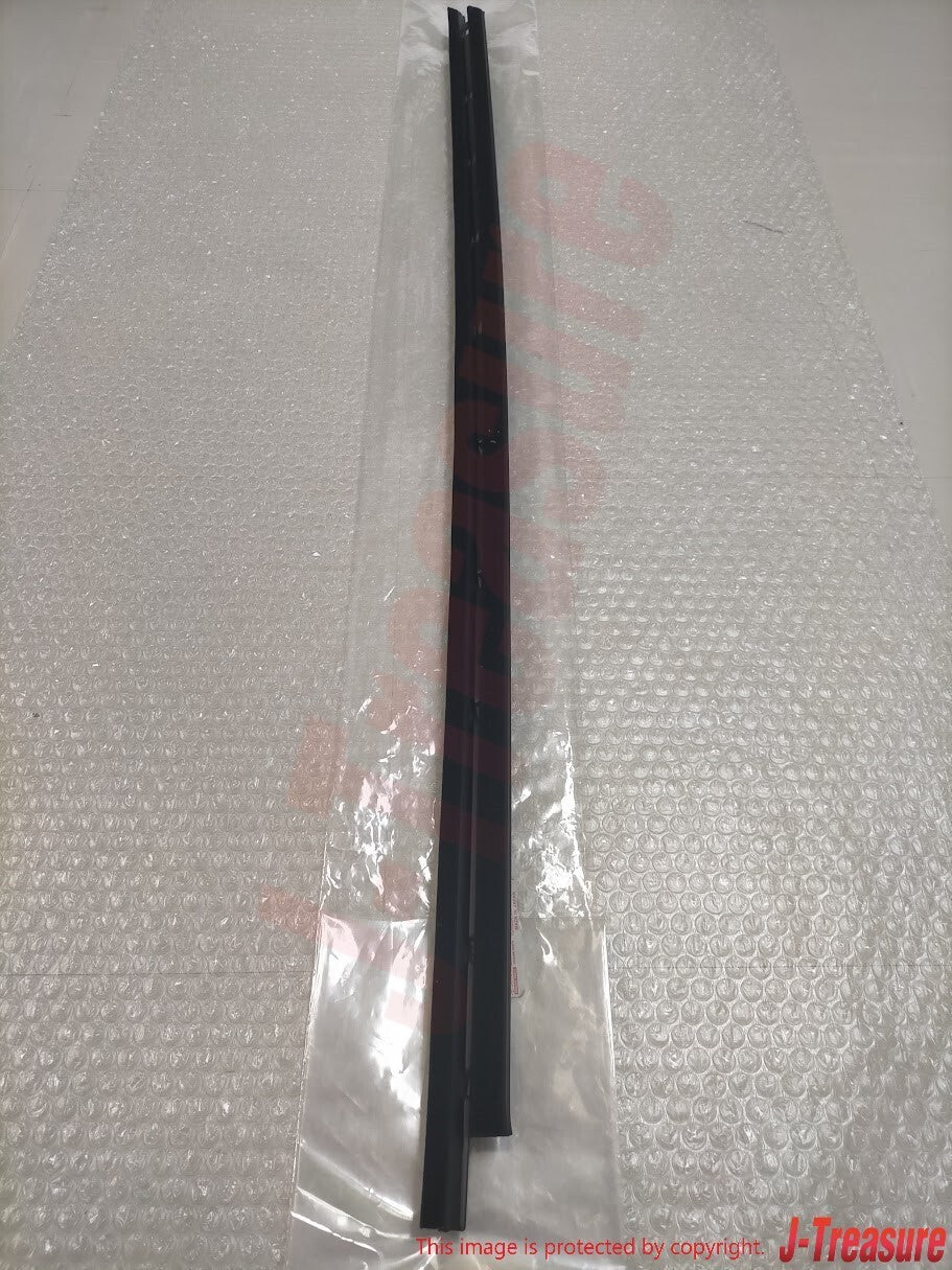 TOYOTA SUPRA JZA80 93-98 Genuine Front Door Glass Weatherstrip Inner RH & LH OEM