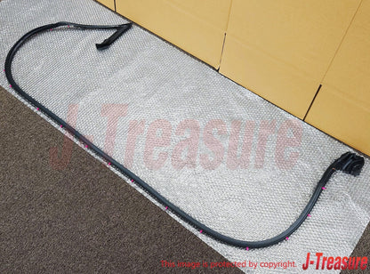 NISSAN SKYLINE GT-R BNR32 89-94 Genuine Front Door Weather Strip RH OEM RHD