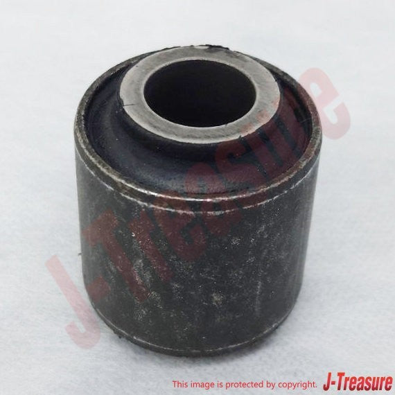 TOYOTA LAND CRUISER KZJ7# '94-95 Genuine Rear Lateral Control Rod Bush OEM