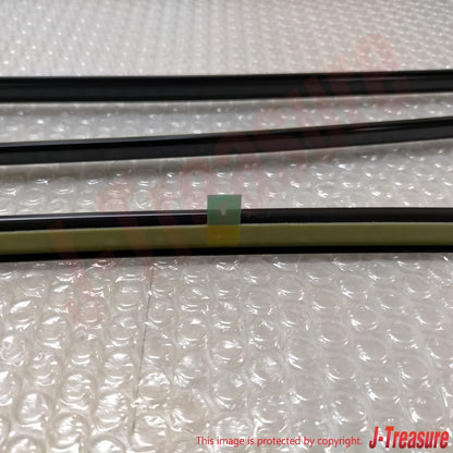 NISSAN 240SX S14 95-98 Genuine Front Windshield Molding Fastener 72725-70F00 OEM