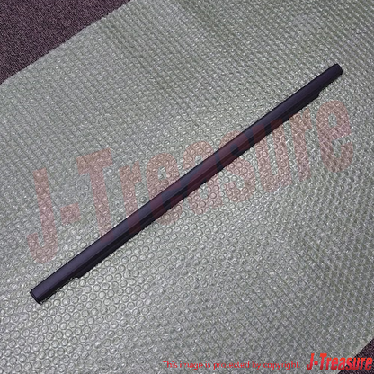 TOYOTA FJ CRUISER 07-14 Genuine Outer Door Glass Moulding Weatherstrip Set OEM