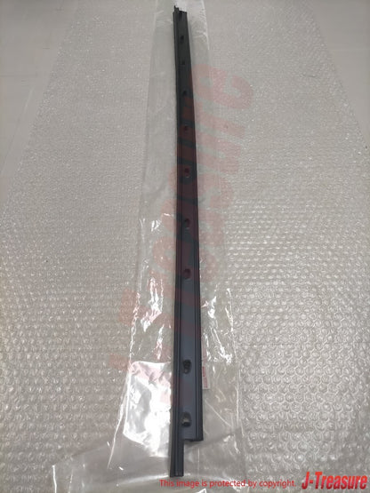 TOYOTA SUPRA JZA80 93-98 Genuine Front Door Glass Weatherstrip Inner RH & LH OEM