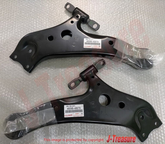 TOYOTA LEXUS RX350 RX450h 10-18 Genuine Front Lower Control Arm RH & LH Set OEM