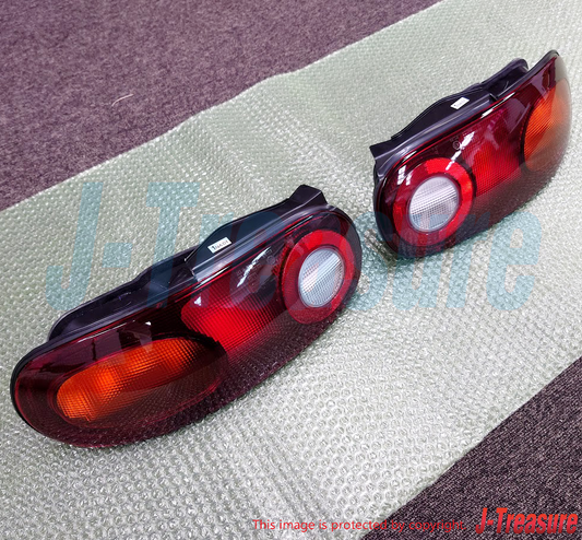 MAZDA MX-5 MIATA NA 90-97 Genuine Rear Combination Lens & Body RH & LH Set OEM