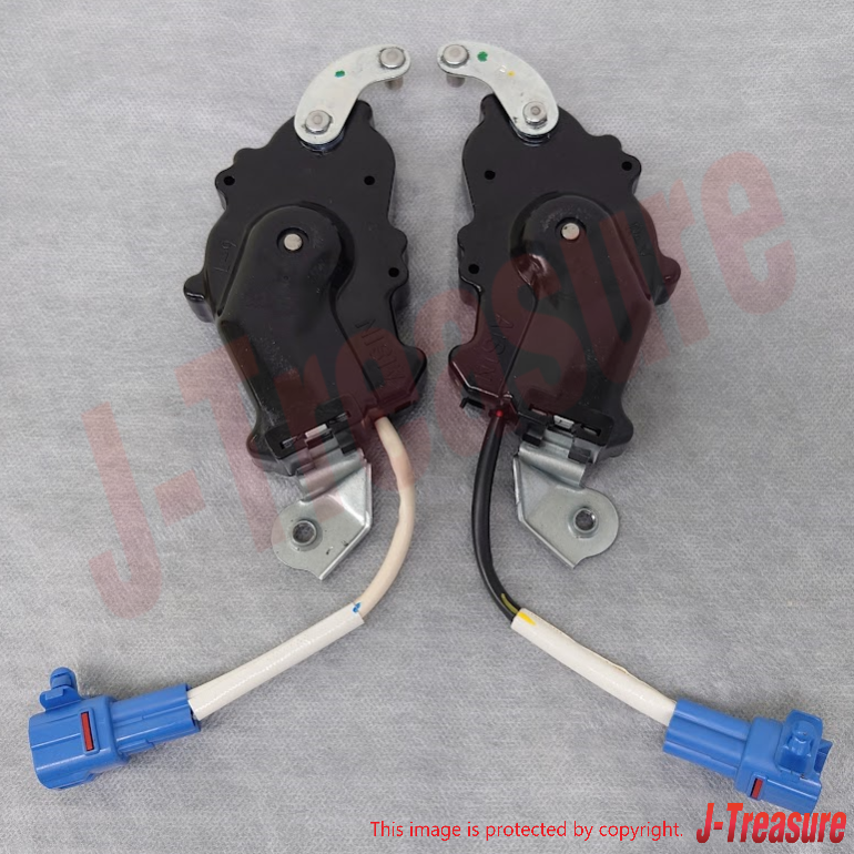 TOYOTA LAND CRUISER FZJ80 91-97 Genuine Rear Door Lock Actuator RH & LH set OEM