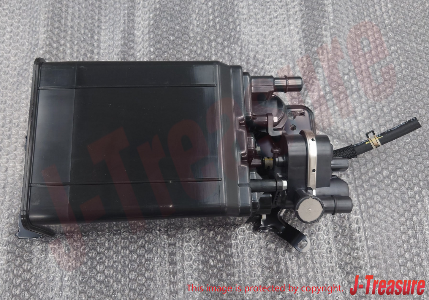 TOYOTA FJ CRUISER GSJ15 2011-2012 Genuine Charcoal Canister Assy 77740-35531 OEM