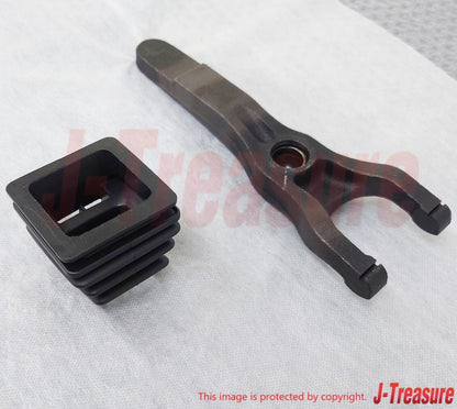 TOYOTA SUPRA JZA80 1993-1998 Genuine Clutch Release Fork & Boot set OEM