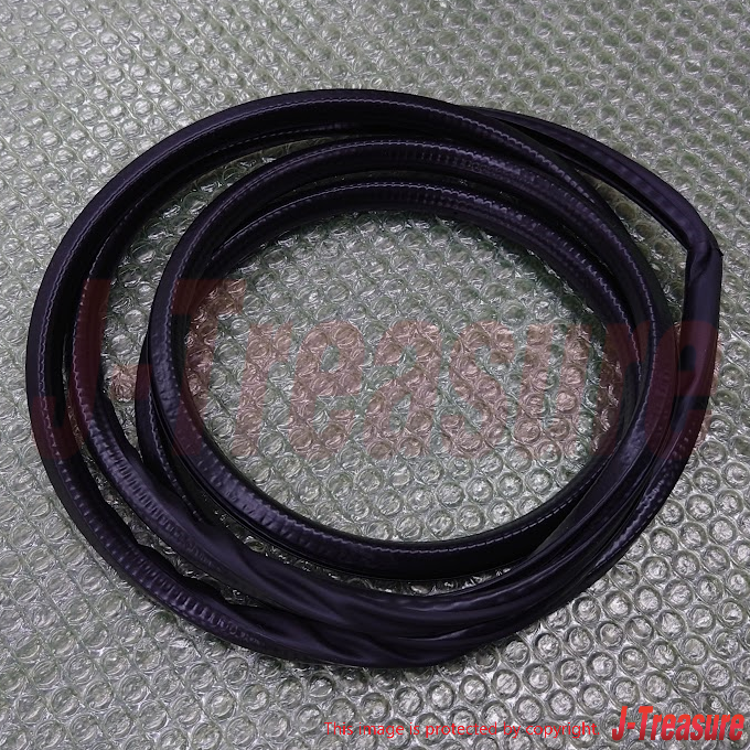 MAZDA RX-7 FD3S 1993-1995 Genuine Sun Roof Weather Strip FD01-69-825A OEM