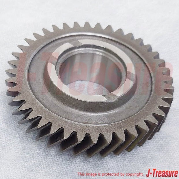 TOYOTA RAV4 AWD ACA23 2005 Genuine 5Th Gear 40Teeth & Sleeve & Bearing Set OEM